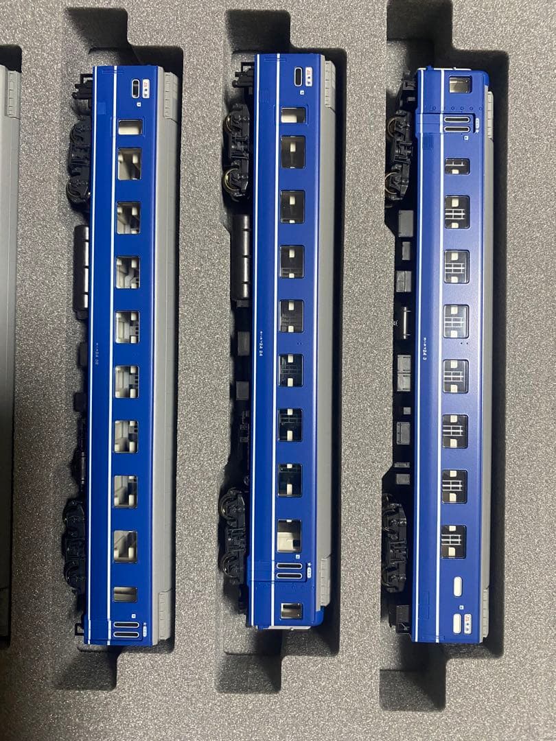 KATO 10-811/ 10-812 24系特急　「ゆうづる」 基本・増結