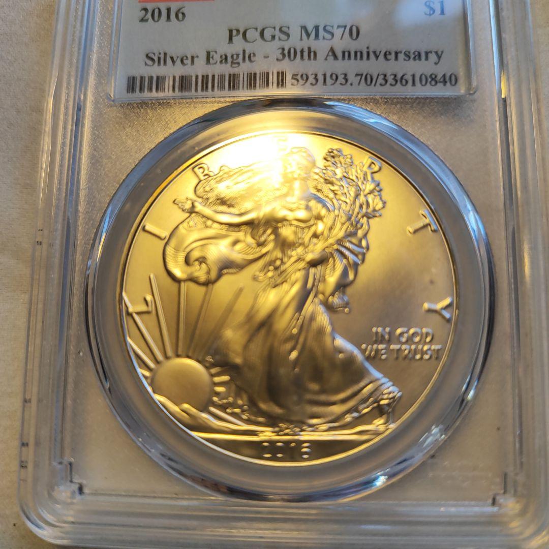 銀貨 99.9% 純銀 シルバー イーグル 銀貨PCGS最高鑑定 初回版