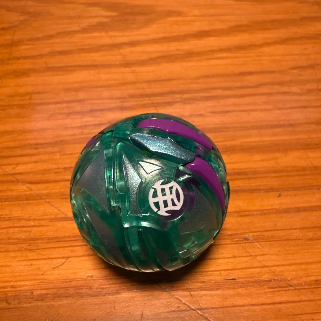 爆丸　ゼフィロスクロスドラゴノイド　クリア