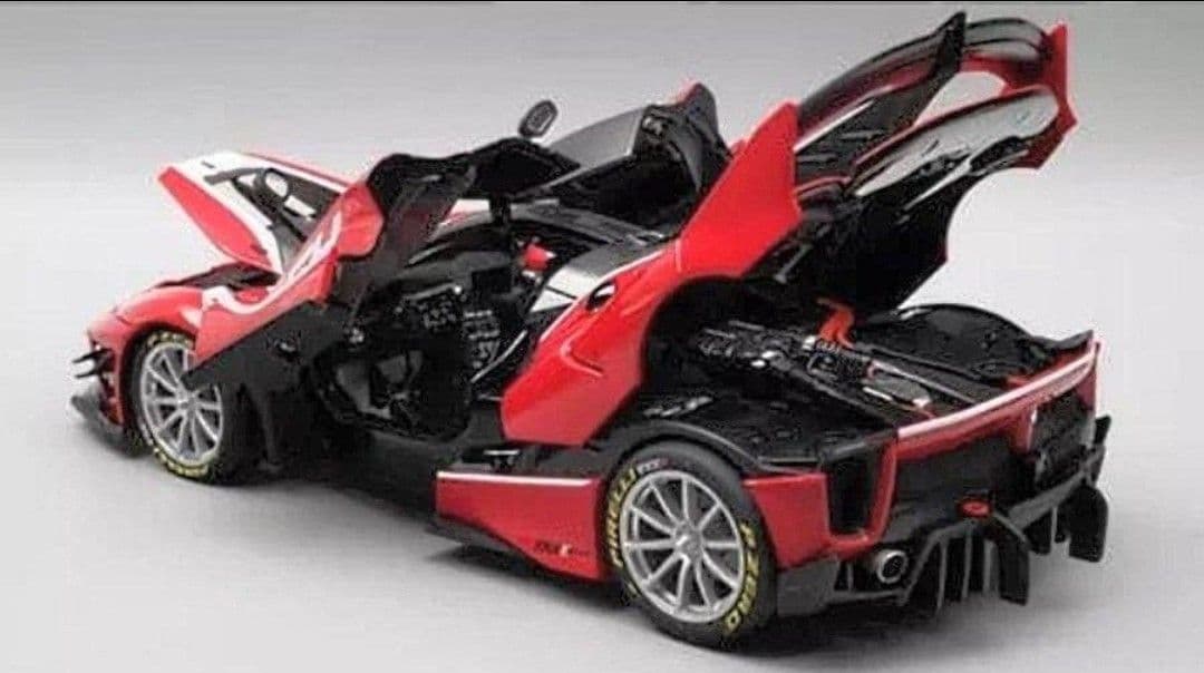 1/18 BBurago シグネチャー FXX K evo 新品未開封