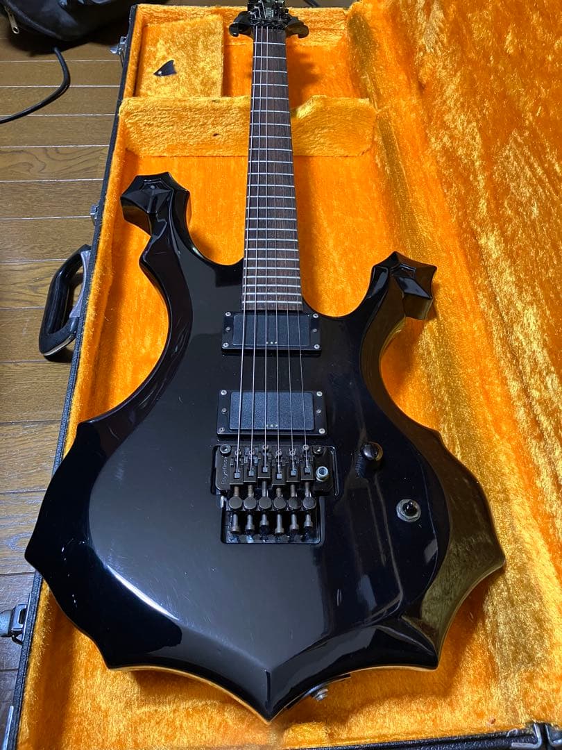 EDWARDS ガネーシャDIR EN GREY薫モデル EDWARDS ガネーシャDIR EN GREY薫モデル 薫 | ESP GUITARS