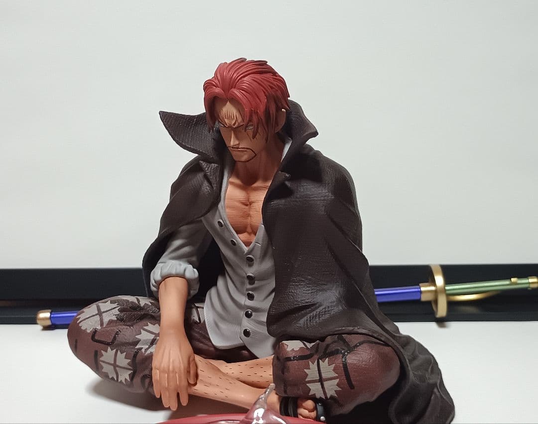 ワンピース 四皇赤髪シャンクス ガレージキットフィギュア塗装済み品