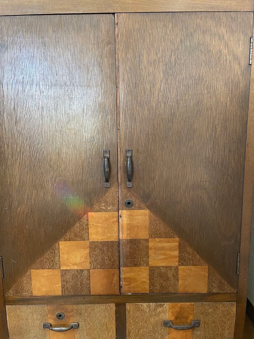 木製チェッカー模様 収納棚