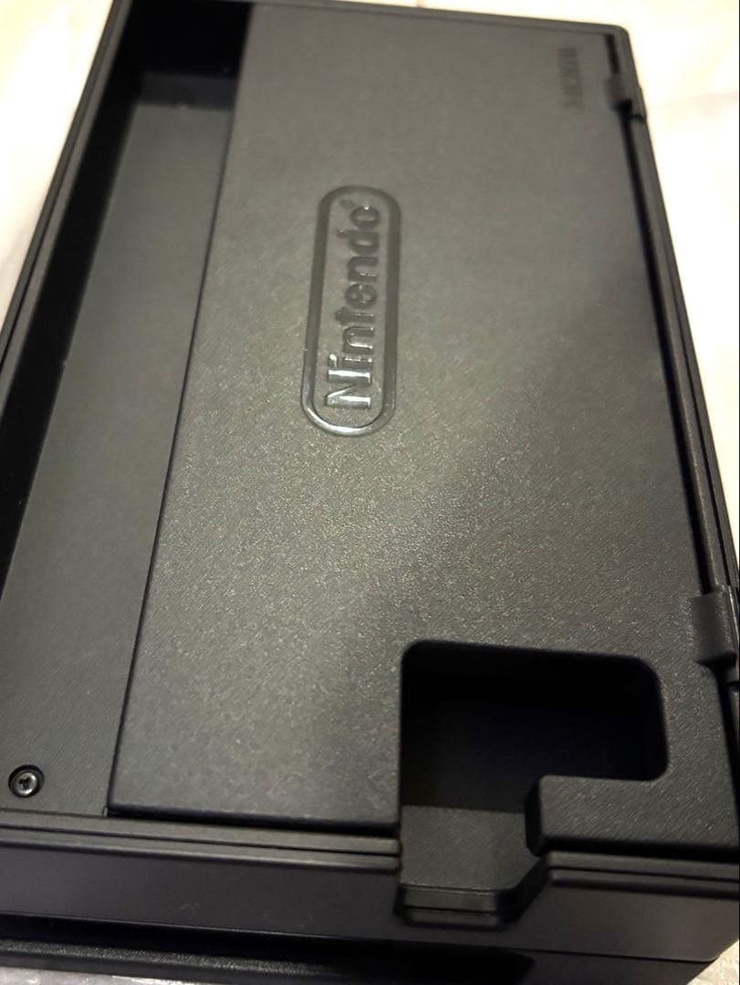 ほぼ新品‼︎【Nintendo Switch 】液晶ガラス付き