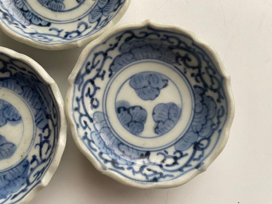 骨董　アンティーク　古伊万里　染付　唐草文様　輪花縁　豆皿　輪花皿　手塩皿　5枚