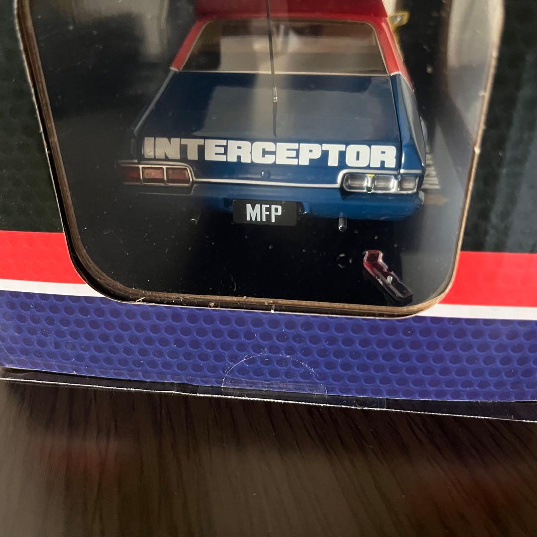 訳あり新品 マッドマックス 1/24 DDA イエローインターセプター ミニカー