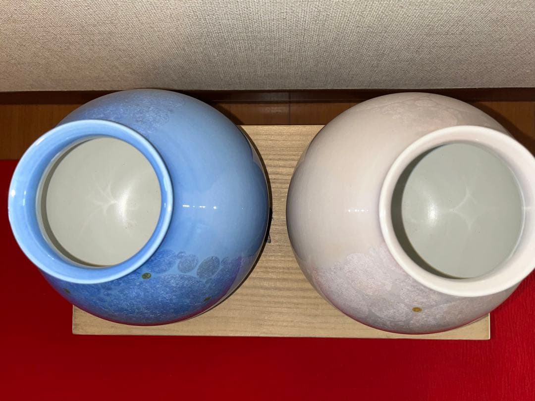 中田一於 淡青釉・淡桜釉 釉裏銀彩 壺 一対 N38 日本工芸