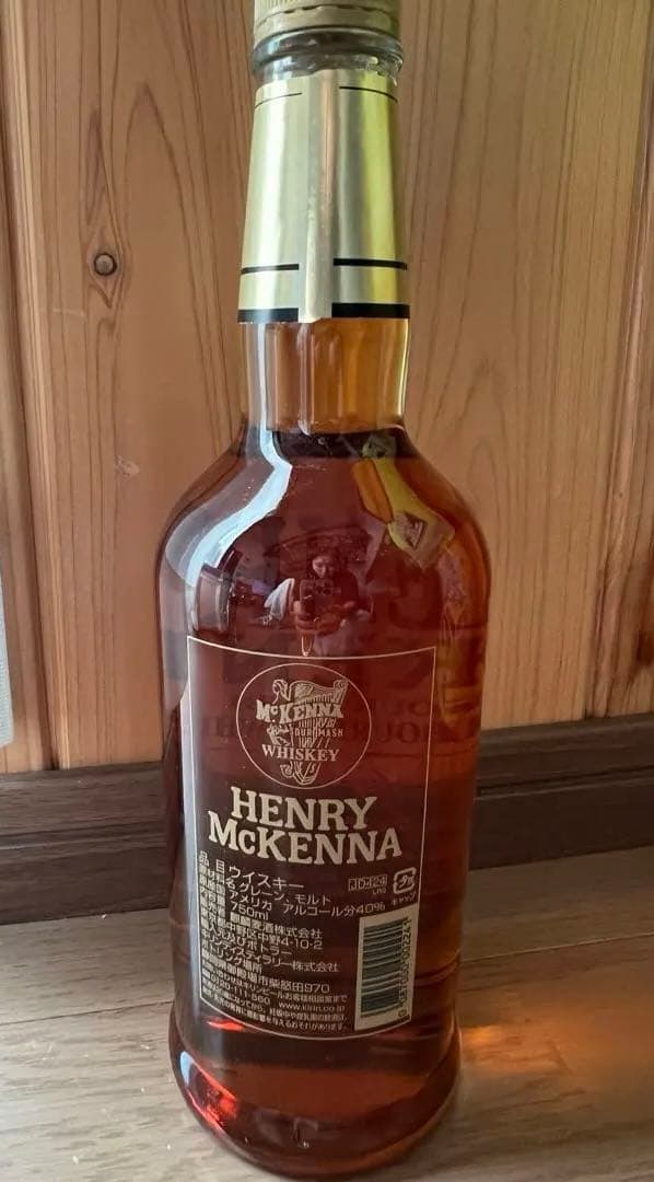 ヘンリーマッケンナ HENRY McKENNA 旧ボトル - メルカリ