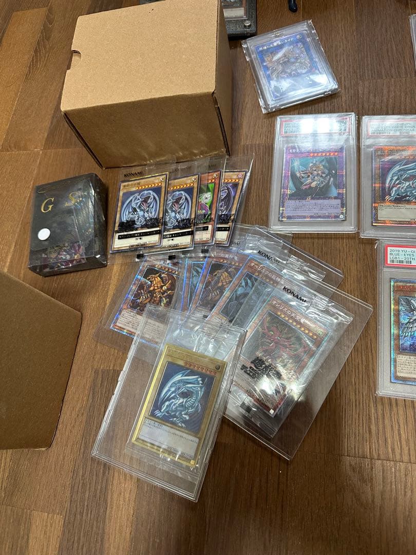 遊戯王 青眼の白龍レリーフほか　まとめ売り　引退