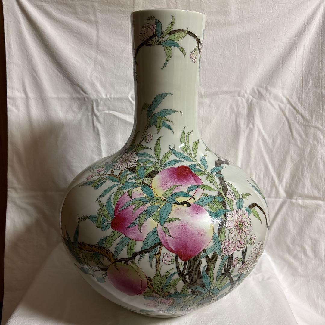 大清乾隆年製 粉彩桃図大壷 大清乾隆年製 粉彩桃図大壷 大清乾隆年製