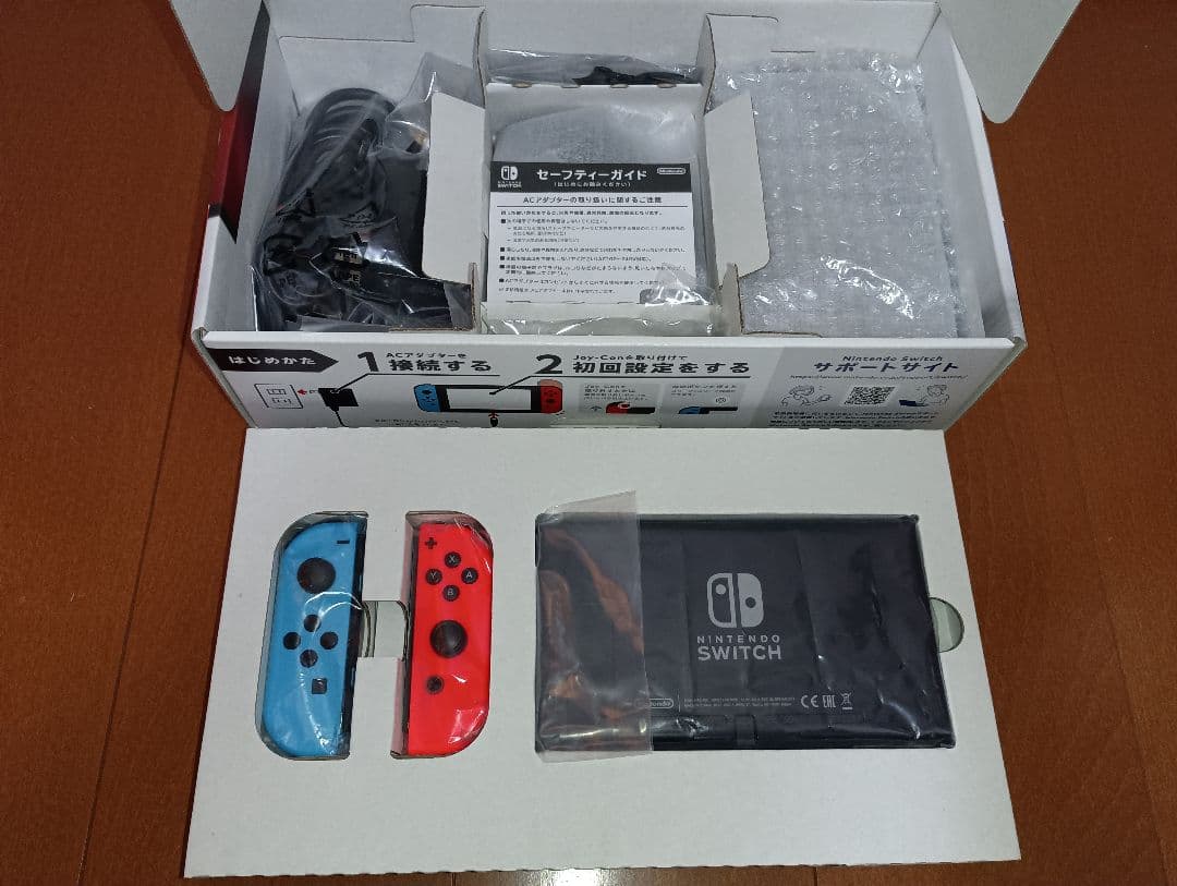 Nintendo Switch 【中古・美品】