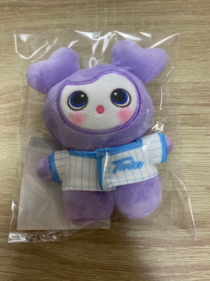 TWICE home9round ラブリー サブリー ぬいぐるみ サナ-限定ブランド