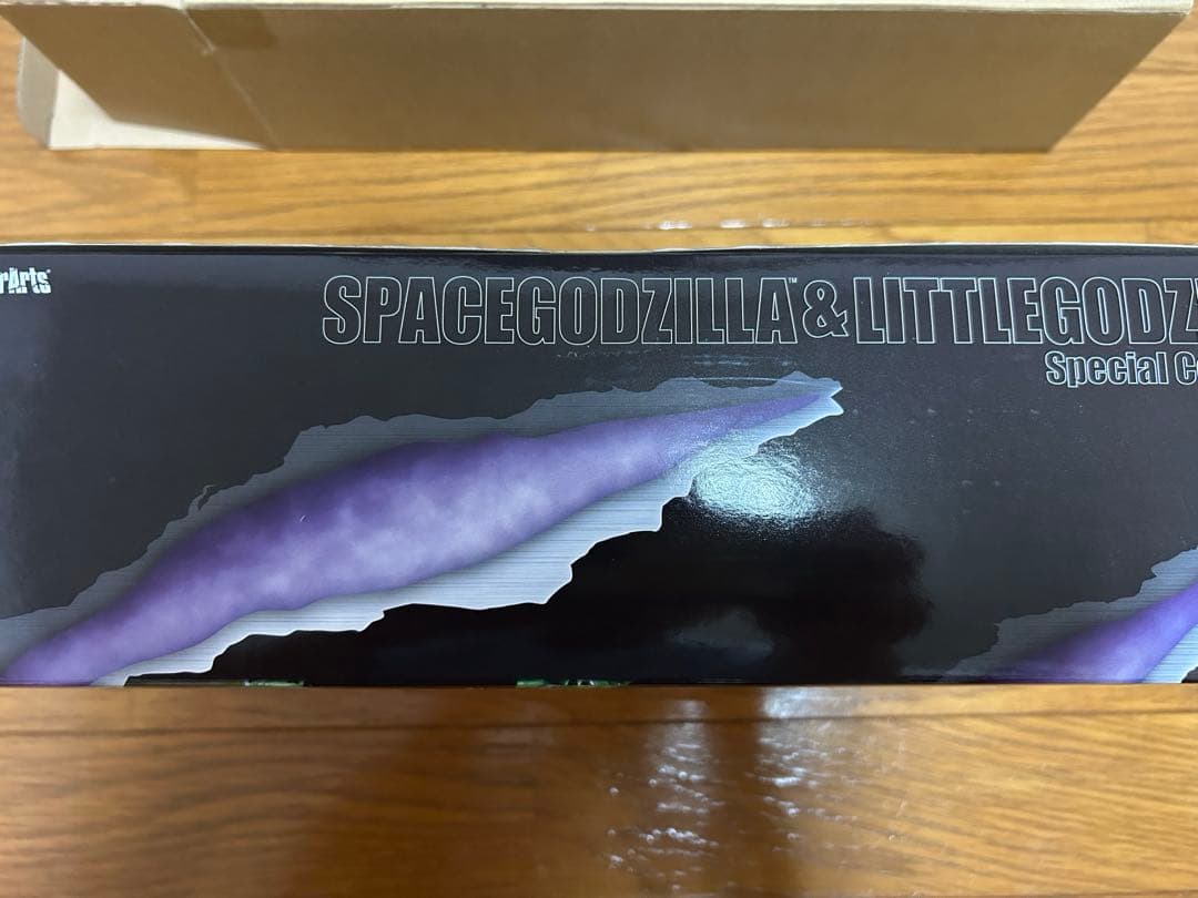 S.H.MonsterArts スペースゴジラ＆リトルゴジラ