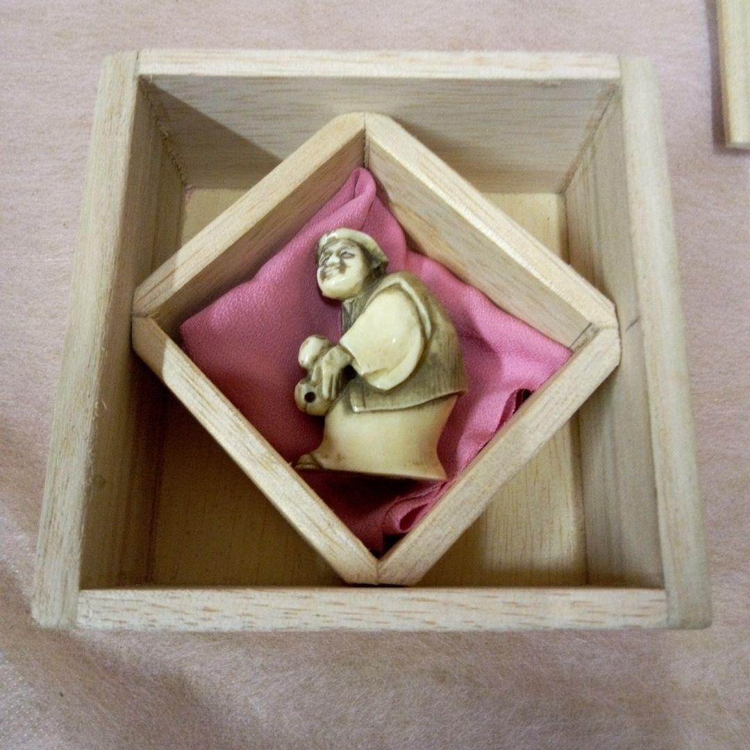 根付　極上天然素材　細密細工美術品 根付 極上天然素材 細密細工美術品