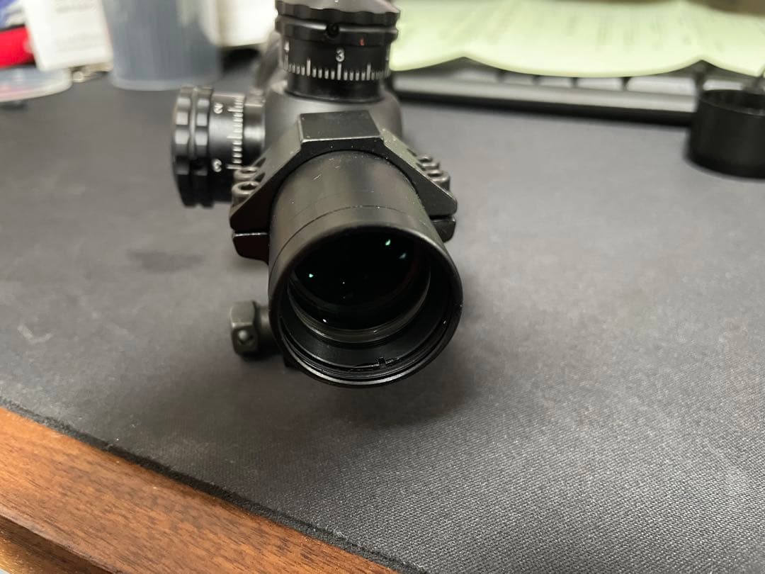 Bushnell AR Optics 1-4x24mm スコープ　未使用