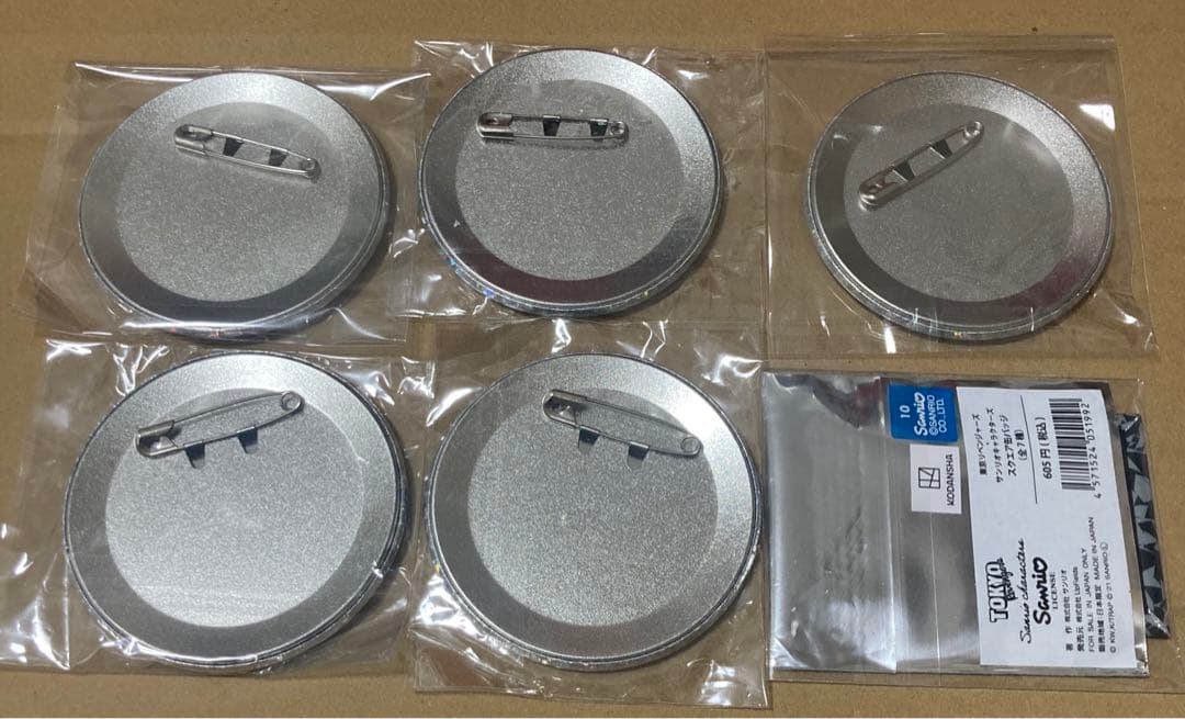 東京リベンジャーズ 場地圭介 ホログラム 缶バッジ 横顔 横向 プライズ