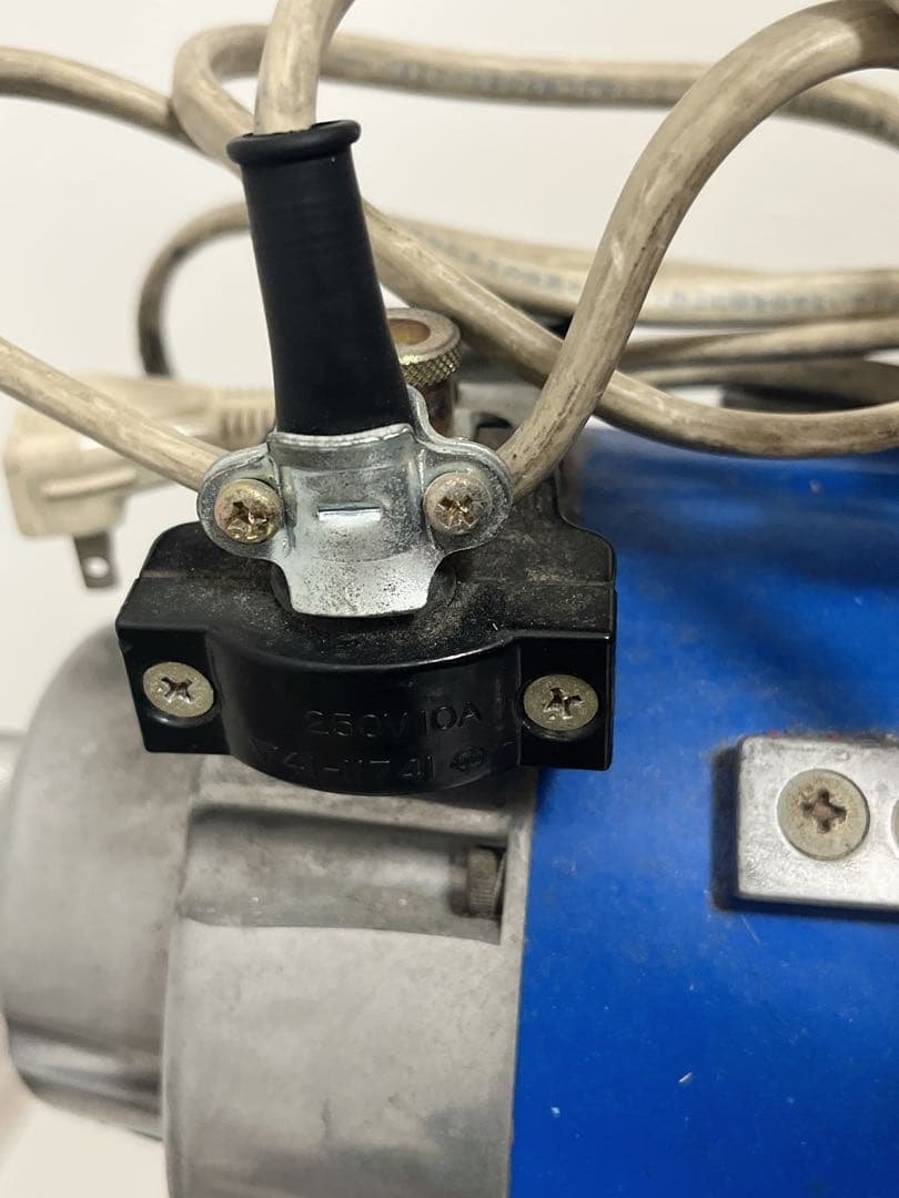 竪刃型裁断機　HITAKA INDUSTRIAL クロスカッター　手芸