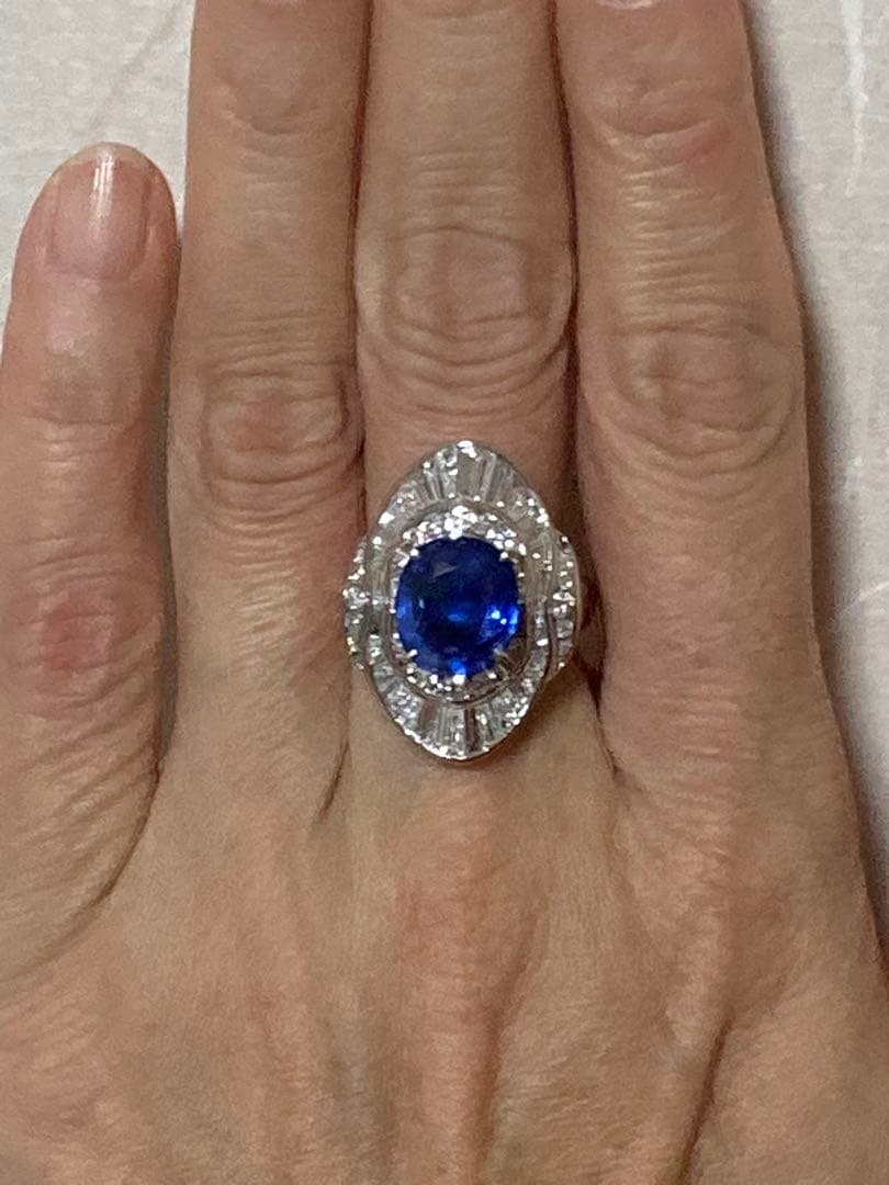 プラチナ天然サファイア６．65カラットリング