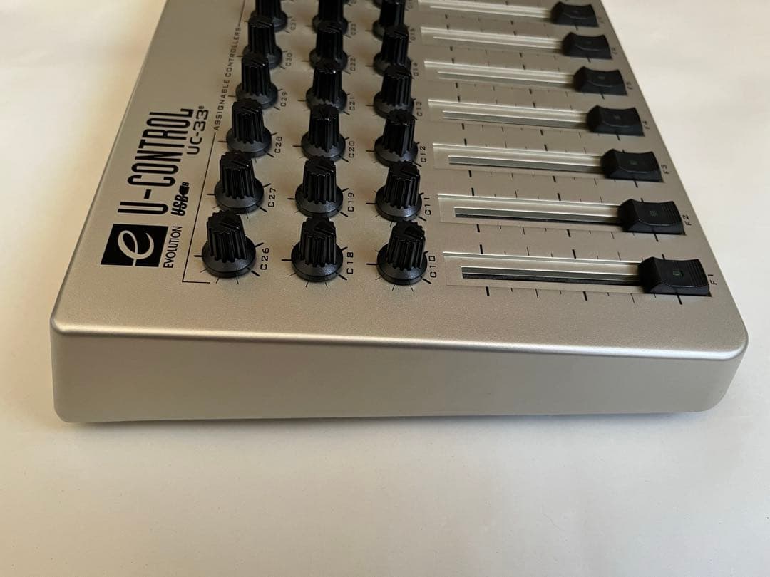 EVOLUTION エボルーション UC-33e