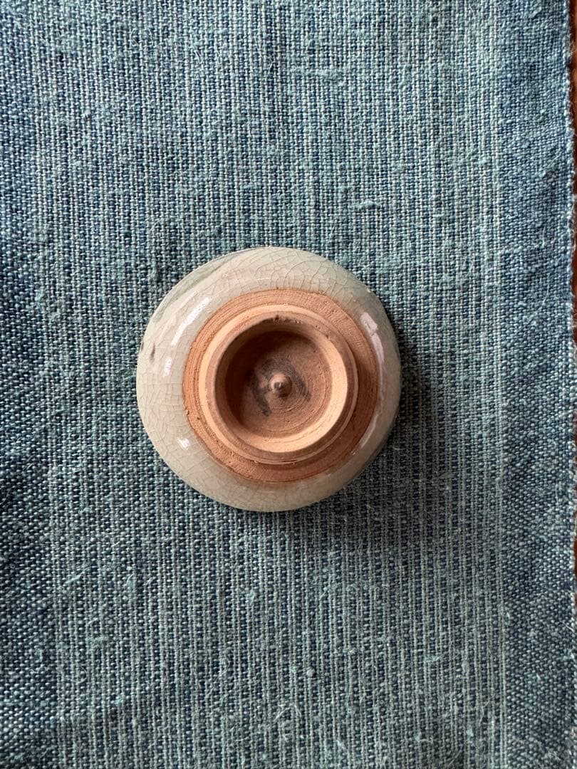 中国 陶器　小皿　 宗〜明時代10世紀から17世紀