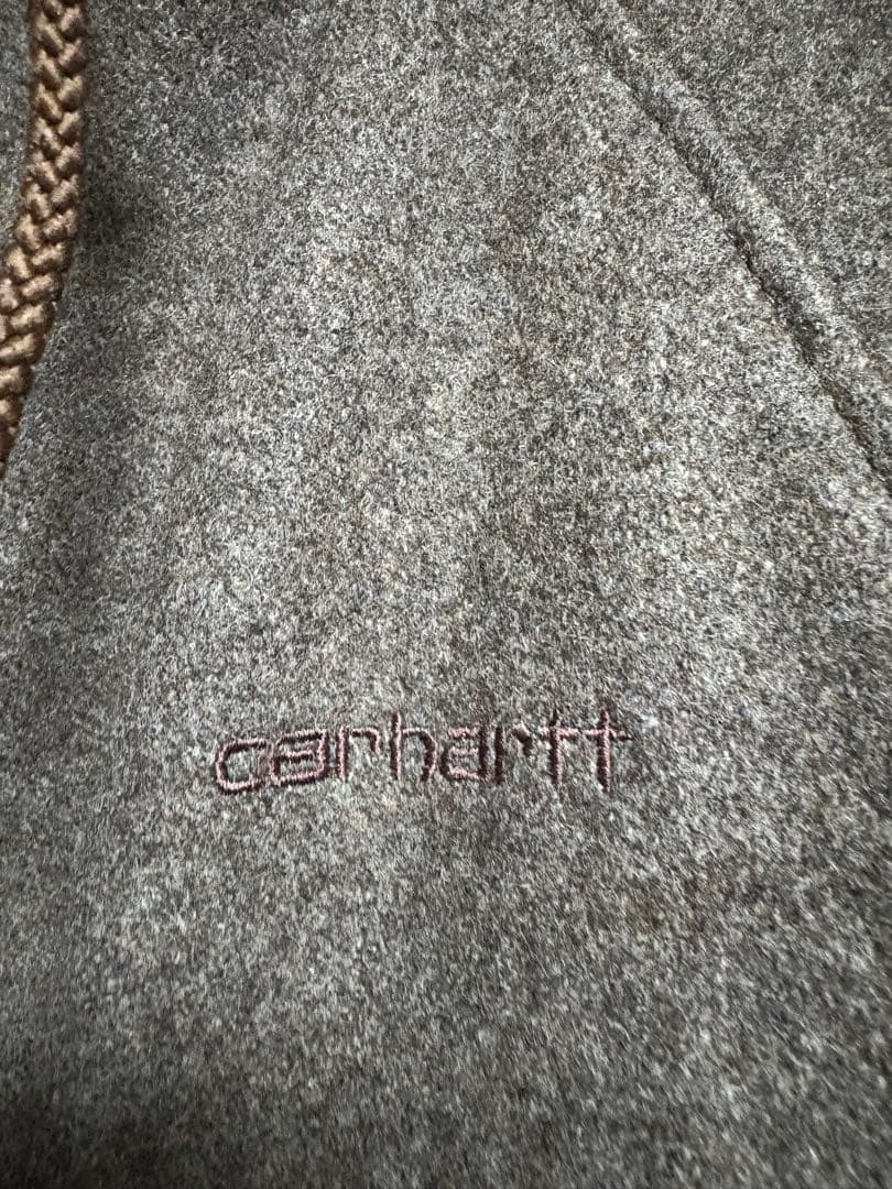 【Carhartt】フード付きジャケット ブラウン系 ファー付き 防寒