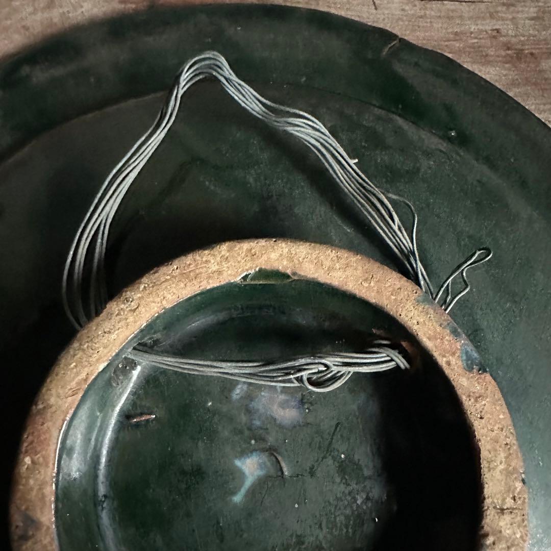 ブルガリア陶器 トロヤン焼 青釉内花柄 壁掛けデザイン 大皿 アンティーク