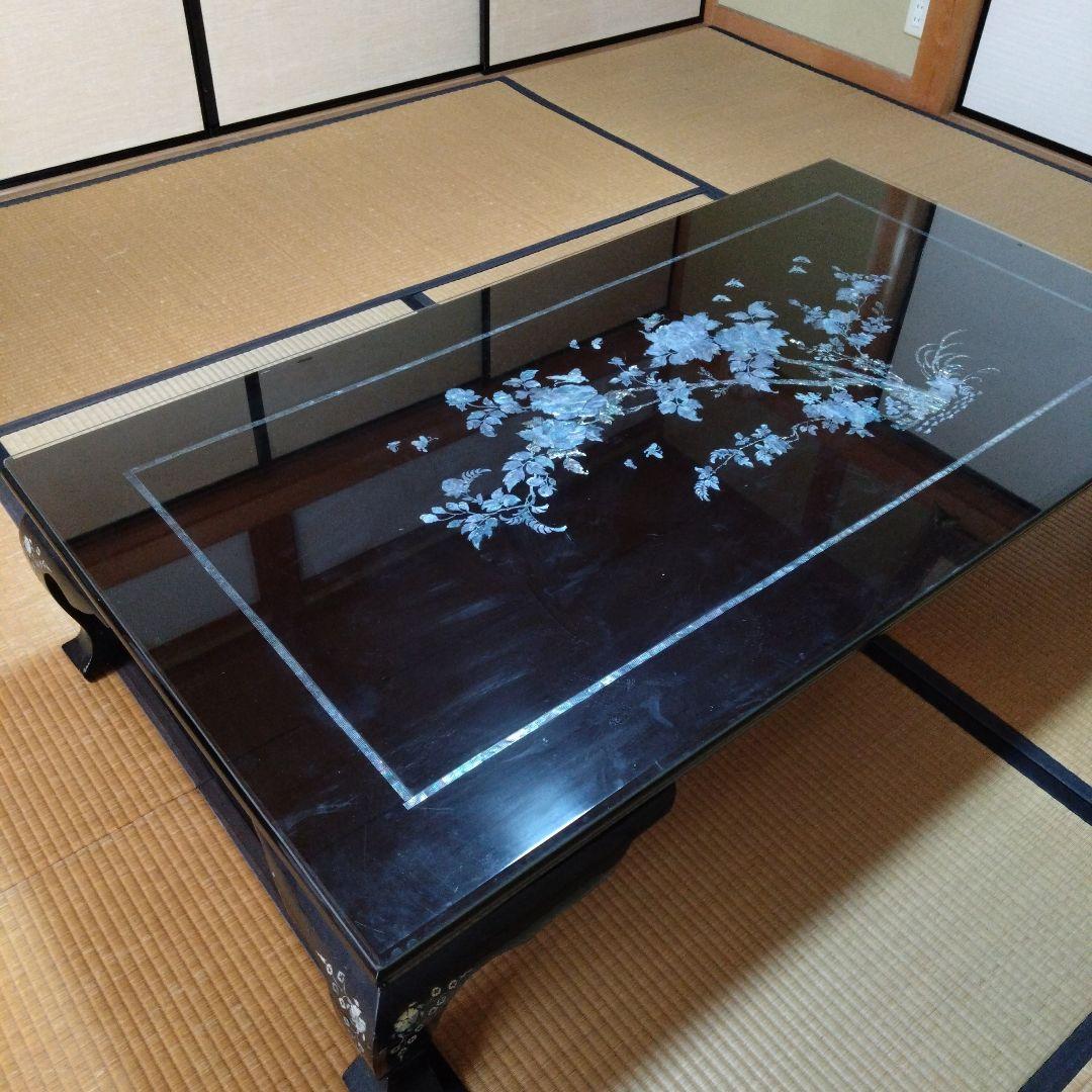 黒うるし地」に「螺鈿細工（らでんざいく）座卓」「高級」「和室