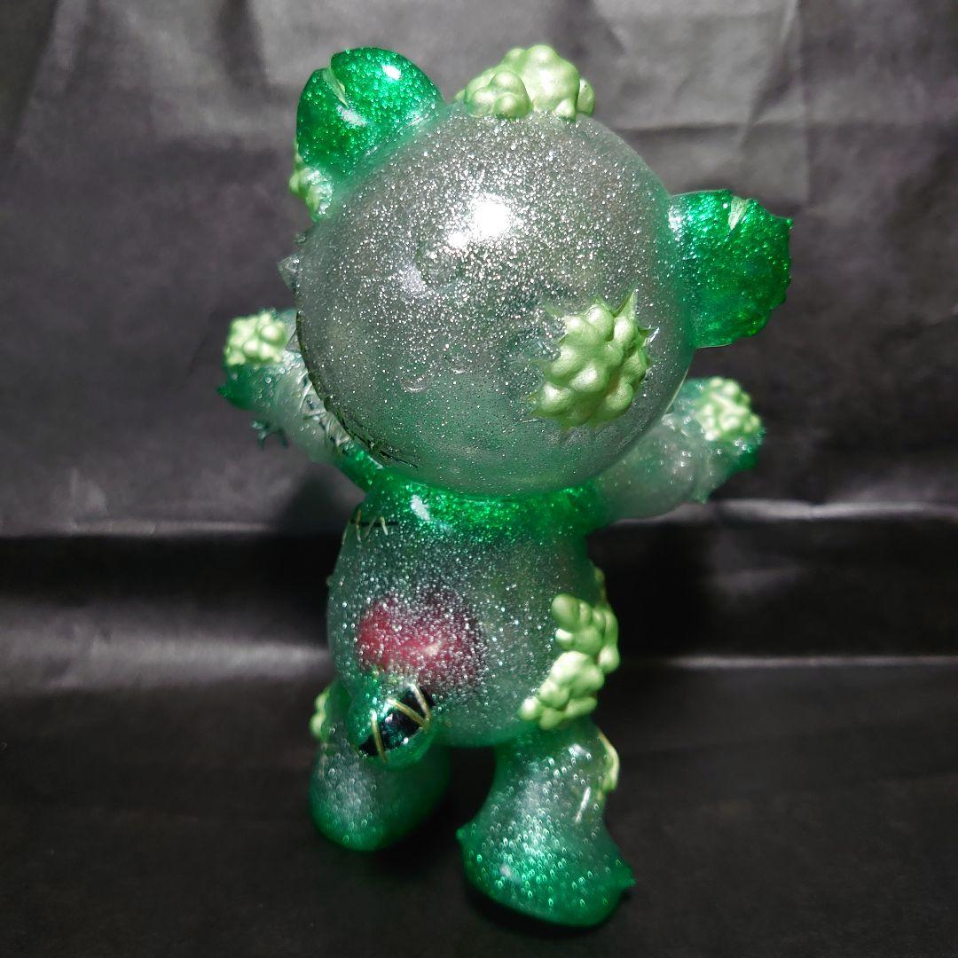 Art Studio 「SHOT!」ゾンベアー ソフビ ソーダ メロン ver.