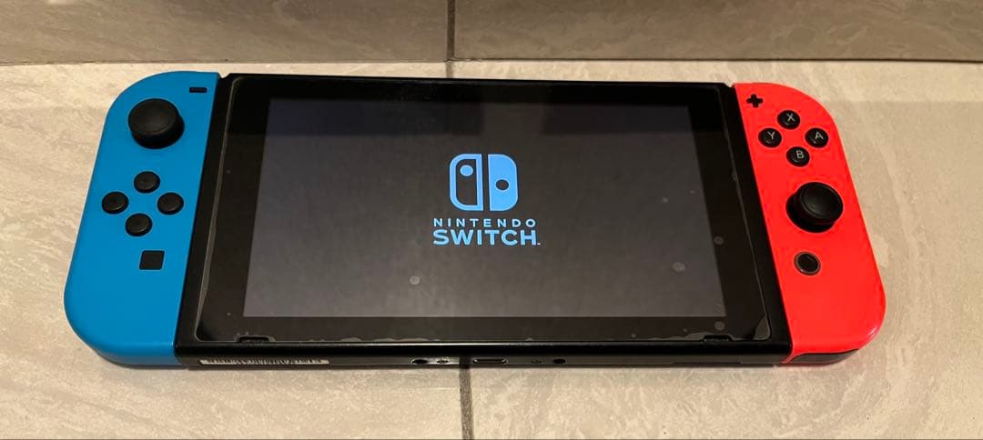 Nintendo switch本体 + ドック + グリップ+HDMI等