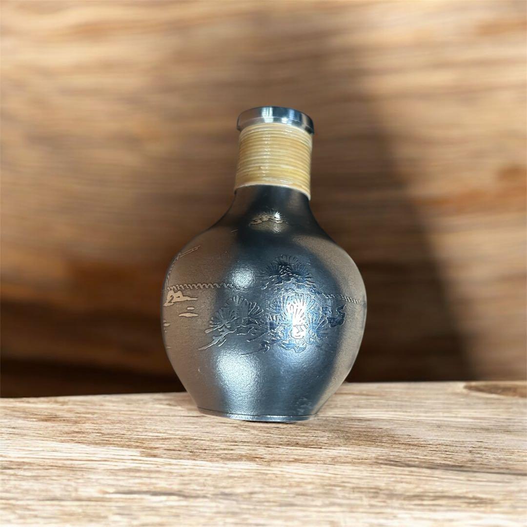 錫製 徳利＆お猪口セット 光峰造 彫金酒器 木箱付き ぐい呑 錫 金箔 2ヶセット 桐箱入 名入れ彫刻料込み ( 能作 即日発送