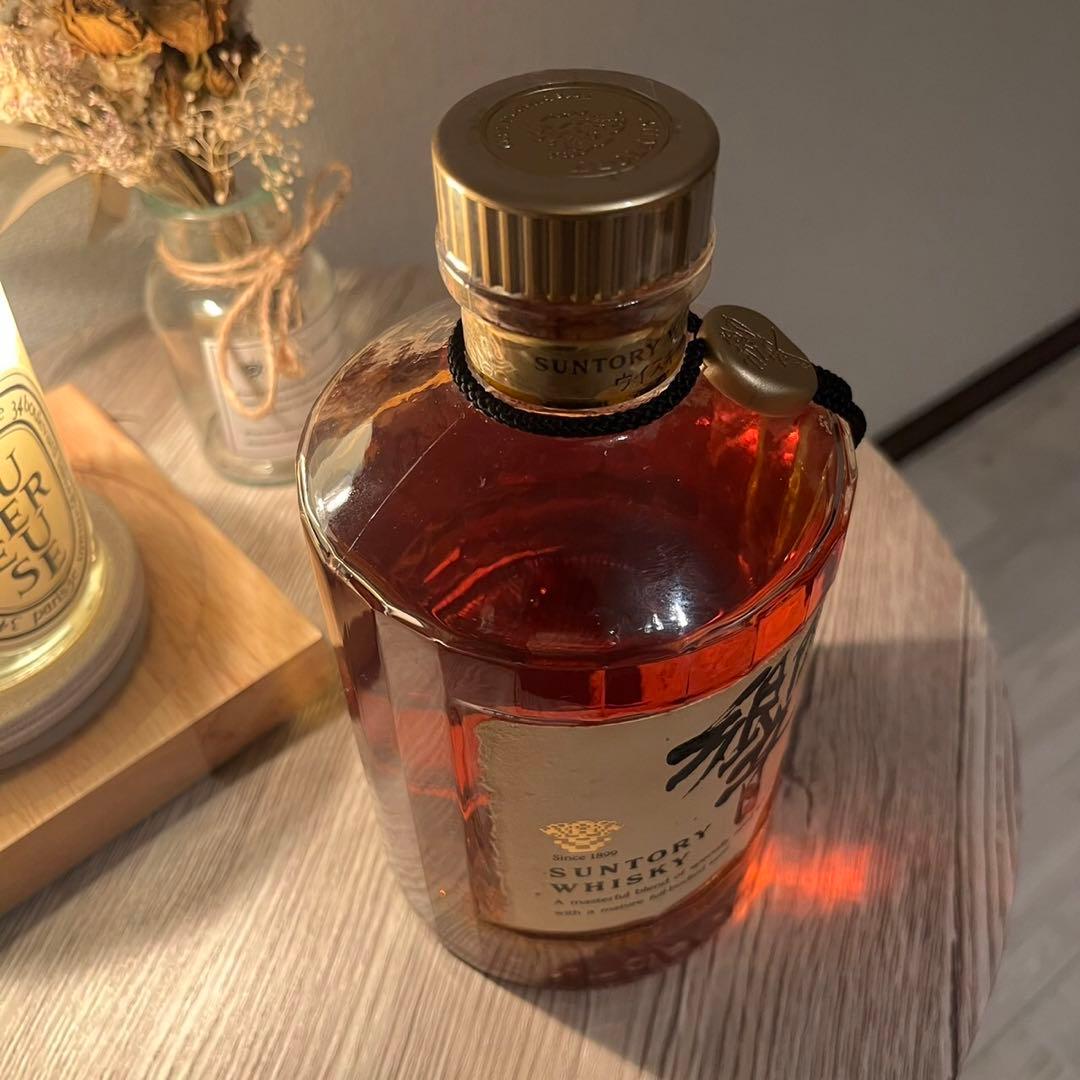 サントリー 響 750ml ウイスキー 金キャップ 裏金ラベル