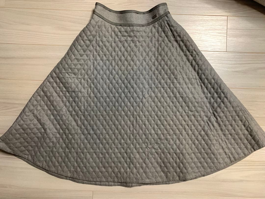 極美品★FOXEY フレアスカート グレー キルティング　38