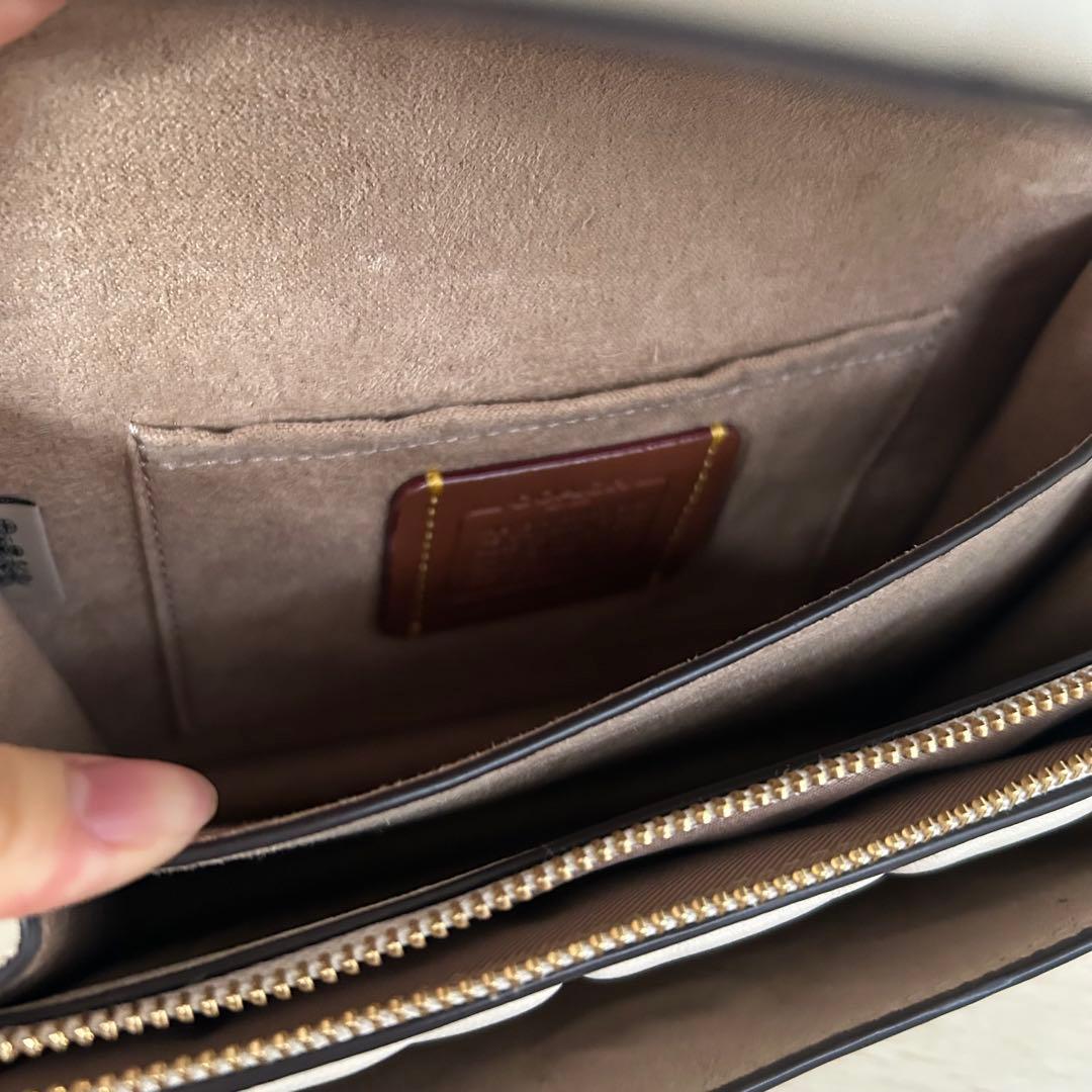 coach ショルダーバッグ　キルティング　ホワイト　ミニショルダー