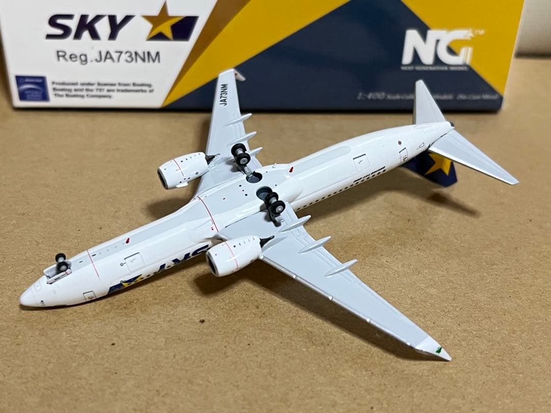 NGmodels 1/400 SKYMARK 737-800 JA73NM