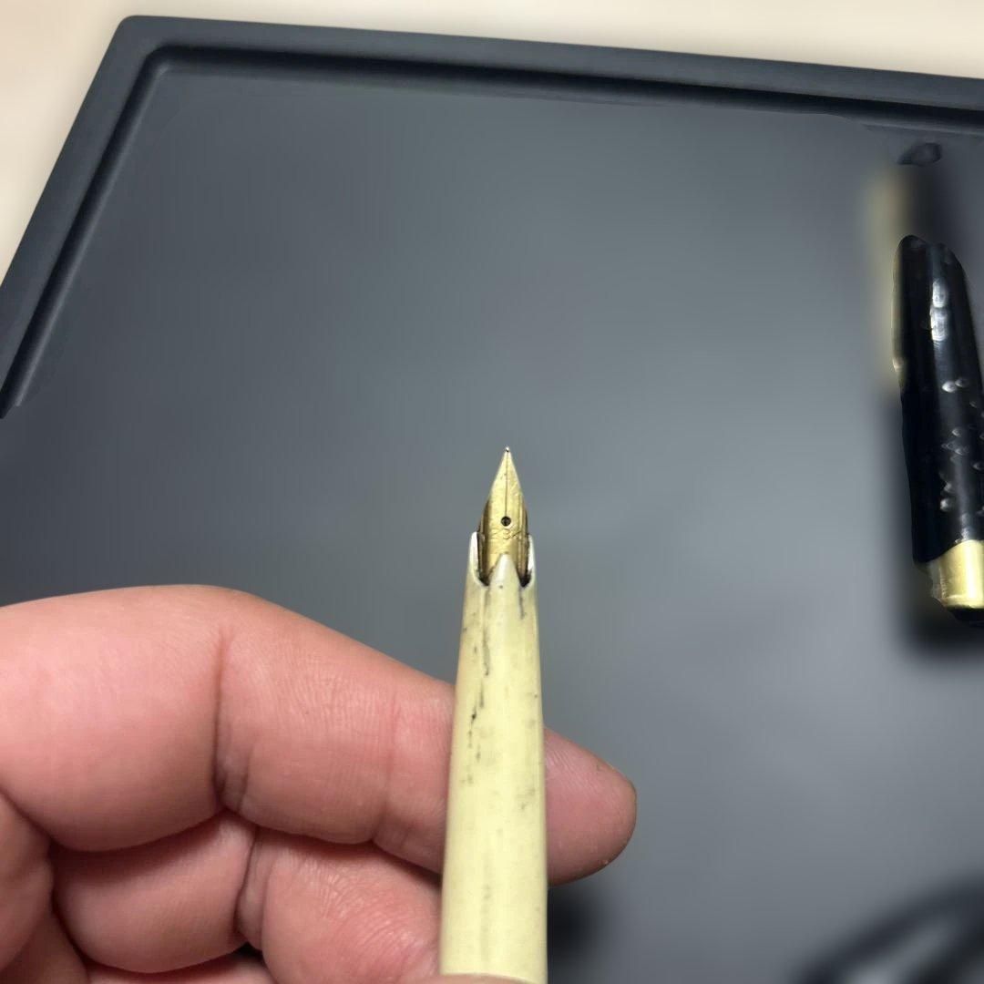 万年筆 金製ペン先23K、18K２本セット‼️