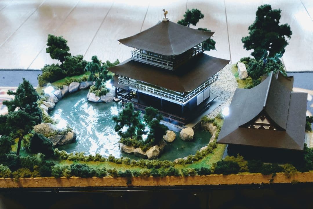 金閣寺プラモデルジオラマ·ライト付き ミニサイズ 金閣寺ライトアップ