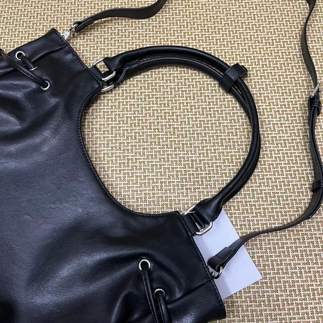 STAND OIL 黒いショルダーバッグ