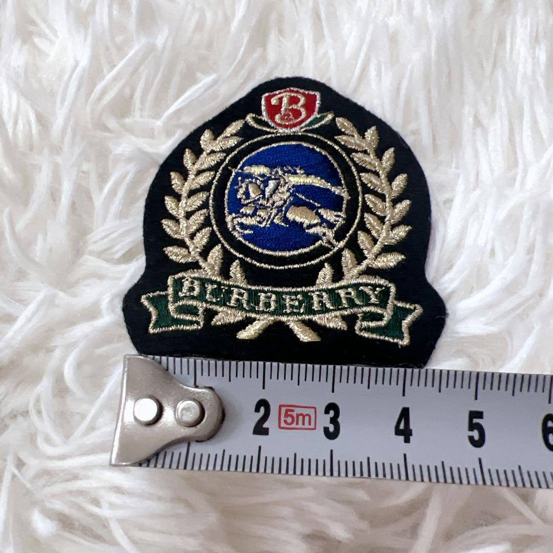 《極美品》バーバリー エンブレム ブローチ ワッペン ピンバッチ ロゴ 刺繍