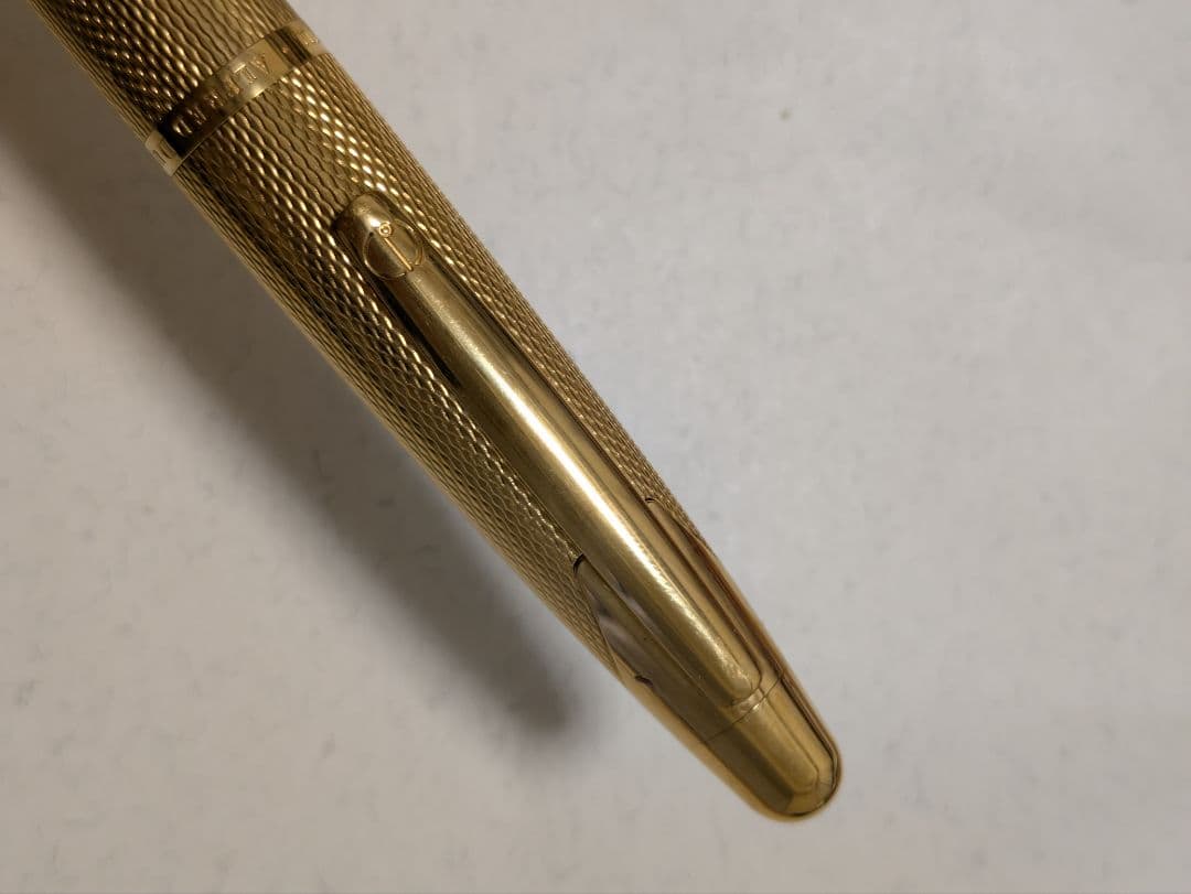 A.DUNHILL ダンヒル 万年筆 AD2000 ゴールド バーレイM 18K - メルカリ