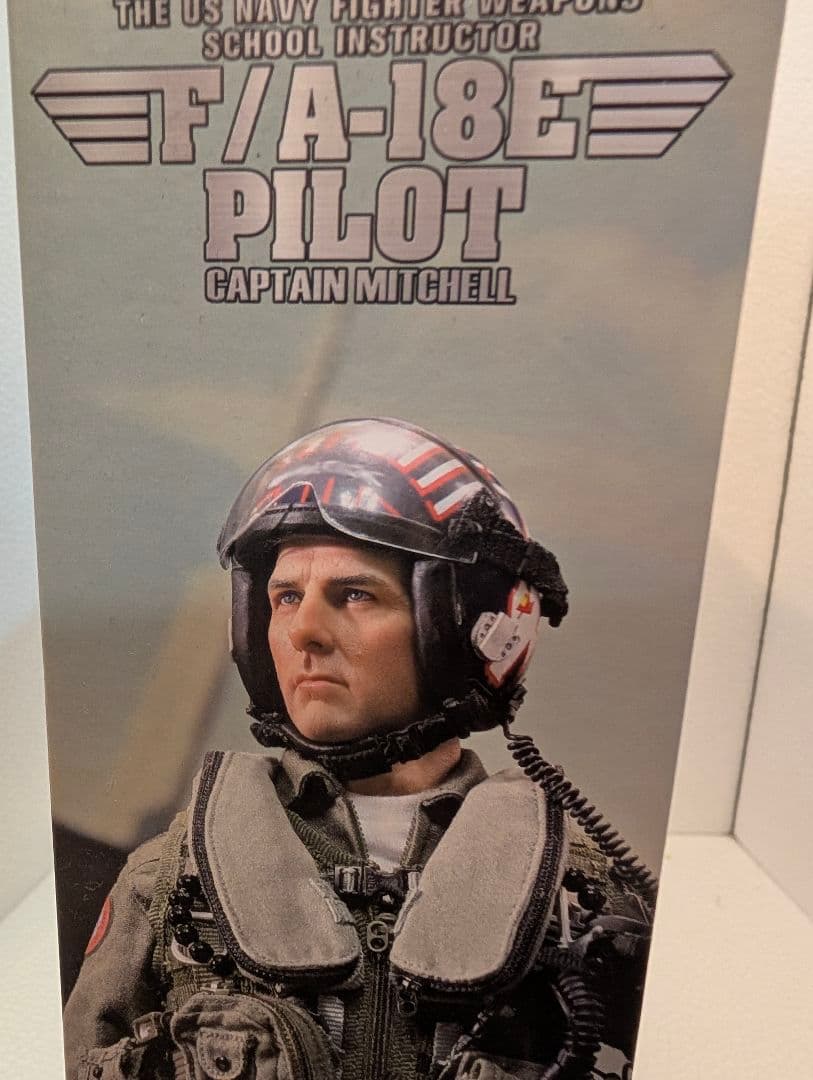 CAPTAIN MITCHELL フィギュア　TOP GUN