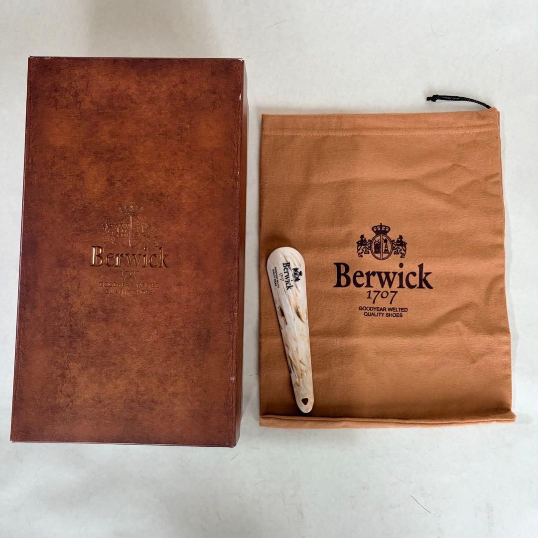 Berwickバーウィック タッセルローファー スウェード 8491 オレンジ