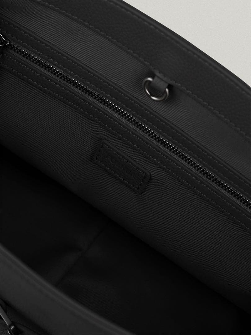 美品FOLNUA(フォルニュア)ハヴィバッグ ブラック_プレーン