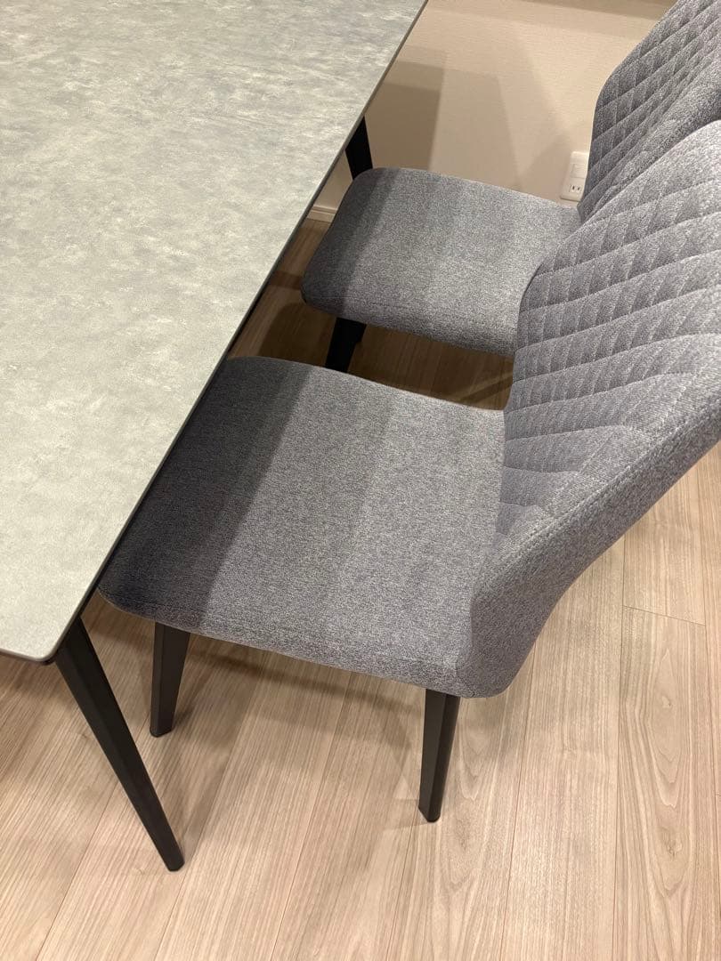 TARNY ダルトン セラミック ダイニングテーブル 定価140,800円