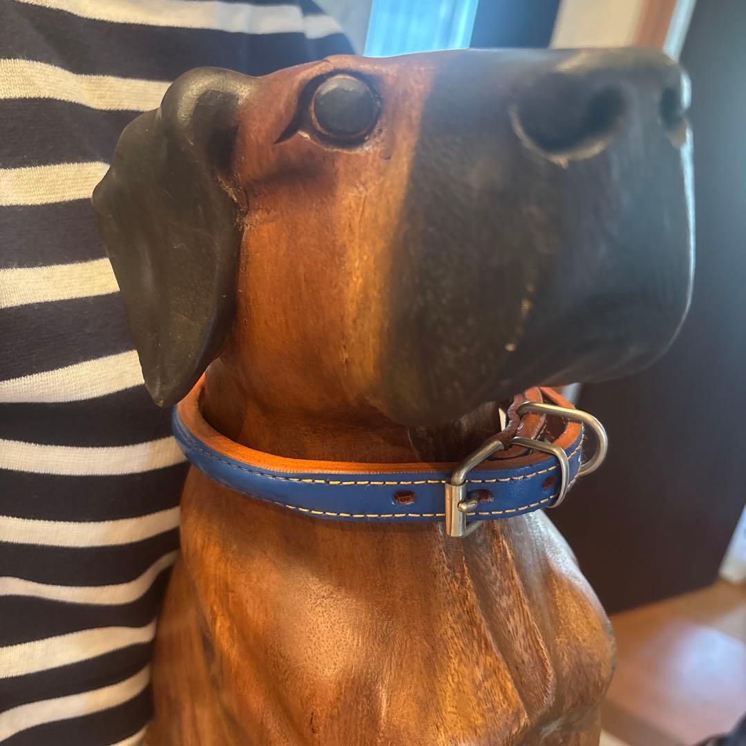 ヴィンテージ 可愛らしい瞳と威厳のある姿が素敵な一刀彫の犬の特大