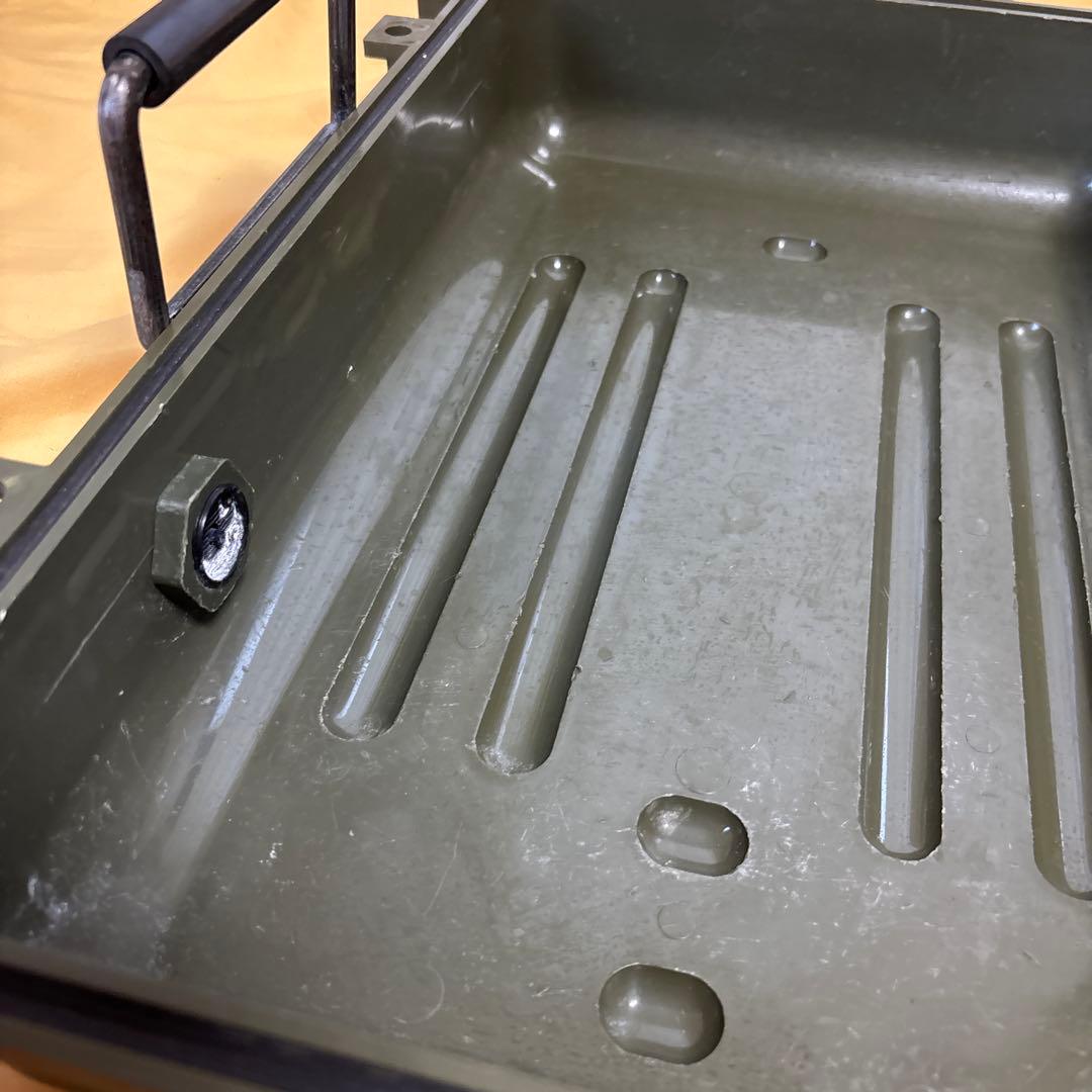 米軍放出品　ハードケースAN/PVS−7Bナイトビジョンゴーグル