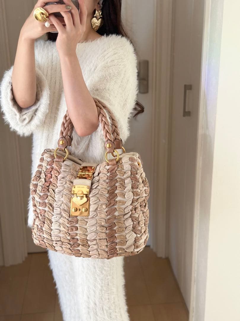 miumiu マトラッセ 2way バッグ カゴバッグ 本革ショルダーバッグ