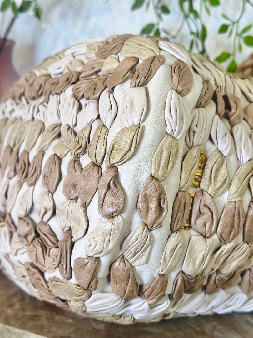 miumiu マトラッセ 2way バッグ カゴバッグ 本革ショルダーバッグ