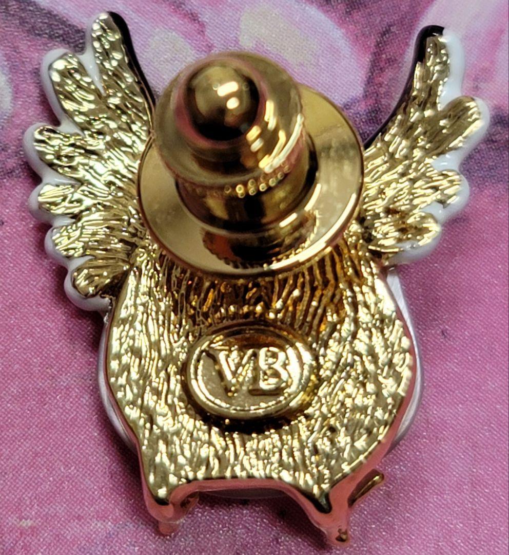 新品 ヴァンドームブティック ピンブローチ 白蝶貝 シマエナガ - メルカリ