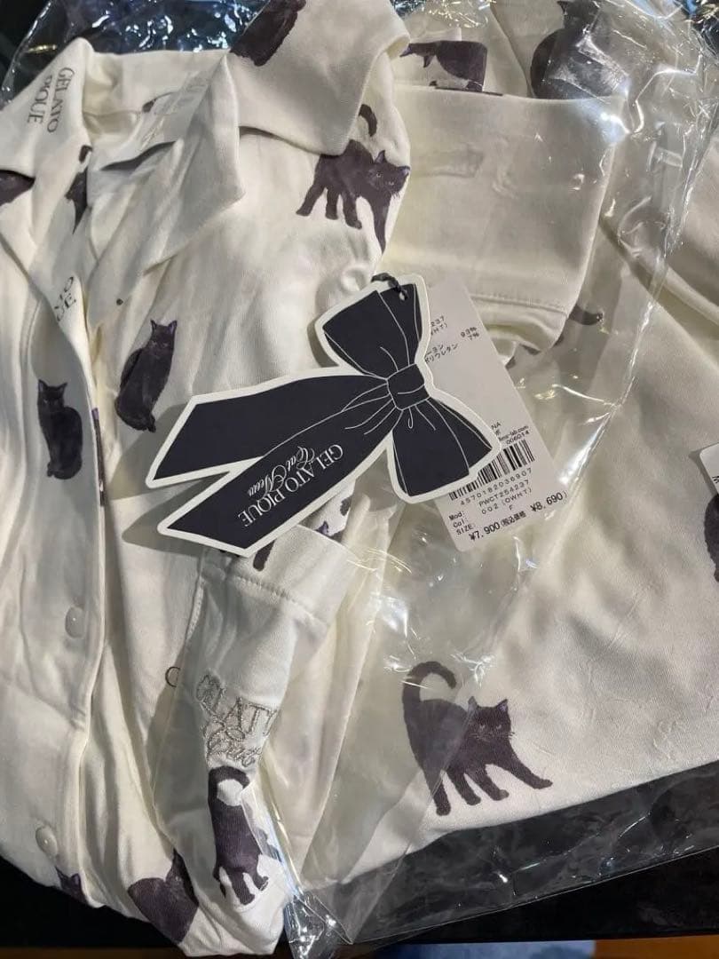 ※削除予定　新品タグ付き　ジェラートピケ　上下セット　猫柄 ルームウェア