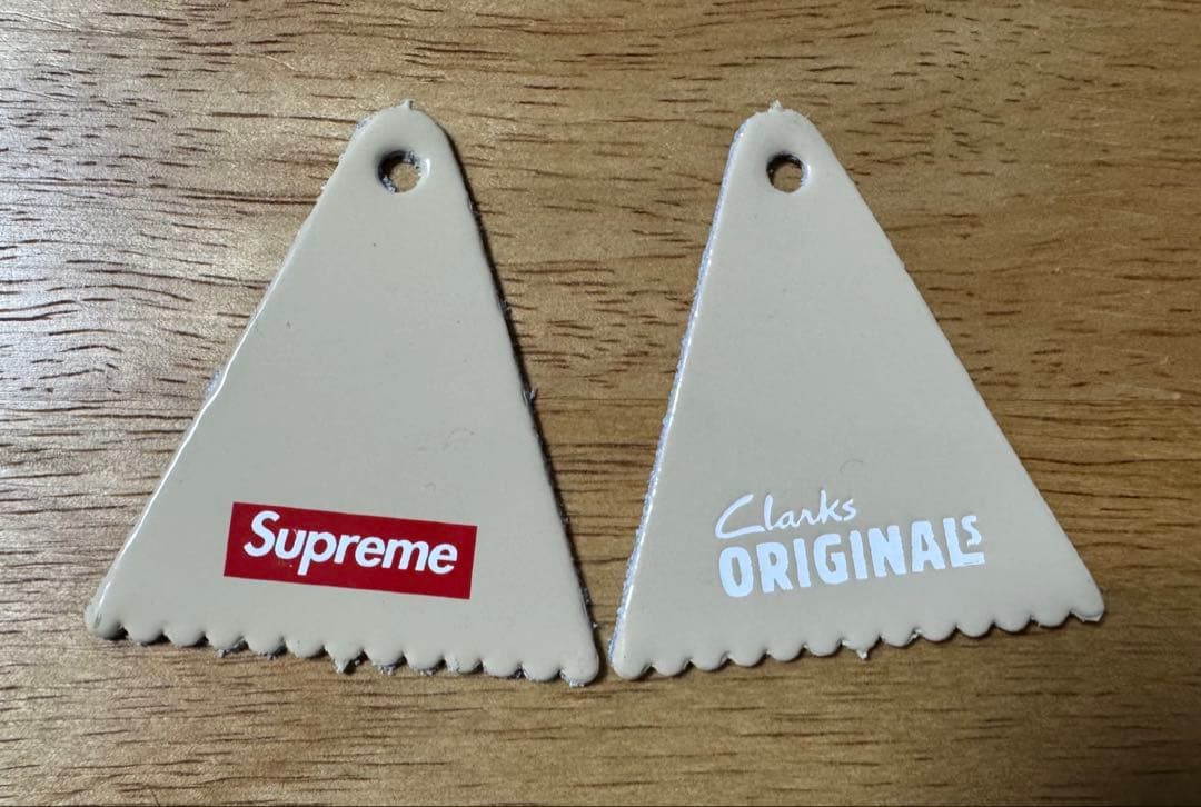 靴 Supreme Clarks Patent Leather Wallabee